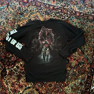 Universal Halloween Horror Nights HHN The Last of Us Crewneck